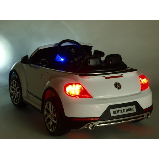 Volkswagen Beetle Dune s 2.4G DO, FM rádio, bluetooth a čalouněná sedačka, vínové lakování 